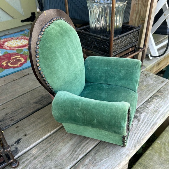 Vintage Victorian Green Velvet Upholstered Doll Chair - Picture 3 of 9